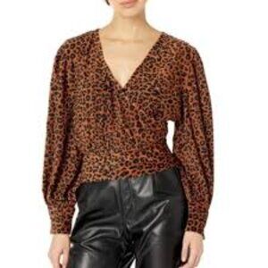 KENDALL🤗❤️🎊 & KYLIE VELVET TOP